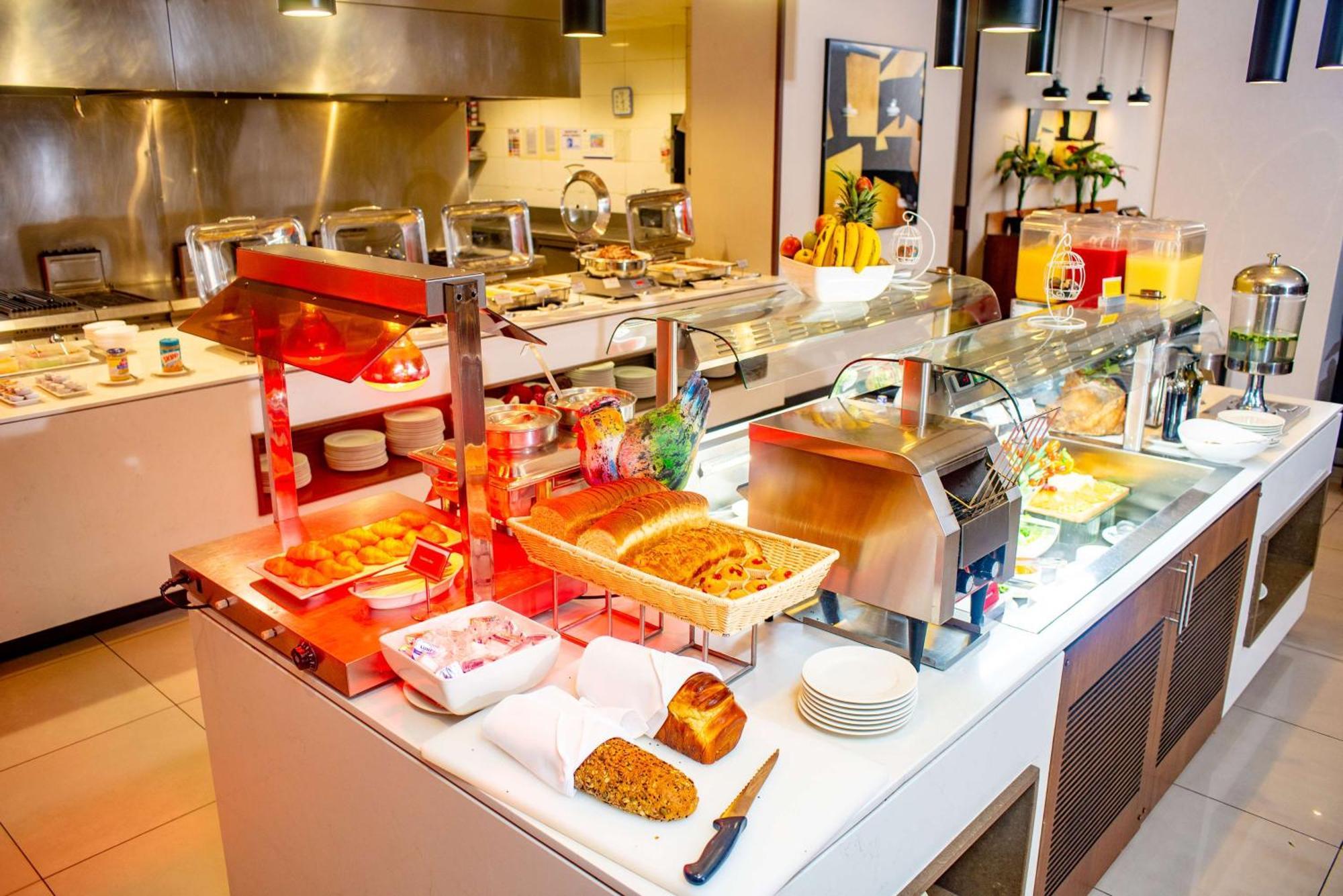 Hilton Garden Inn Nairobi Airport Kültér fotó